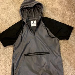 Short Sleeve Windbreaker Pullover